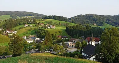 Gewerbeimmobilie mieten in Gmunden – 250 m², € 900 – Bild 2 von 6