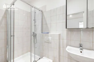 5-Zimmer-Gewerbeimmobilie mieten in Mistelbach – 192 m², € 1.432 – Bild 12 von 16