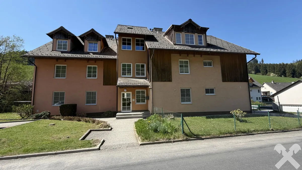 Wohnung mit Garage - Ansicht 3