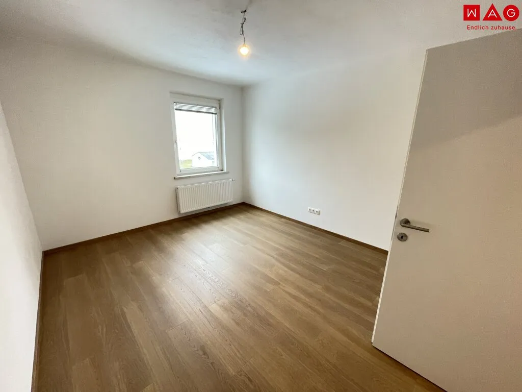 Sofort beziehbar! Heimelige, sanierte Kleinwohnung mit Dusche! - Ansicht 3