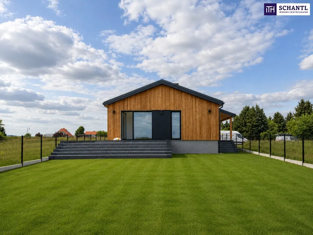 SONNENUNTERGÄNGE INKLUSIVE - EXKLUSIVER DESIGN-BUNGALOW MIT 5 ZIMMERN, PHOTOVOLTAIK & 750 M² GRUND! - Ansicht 3