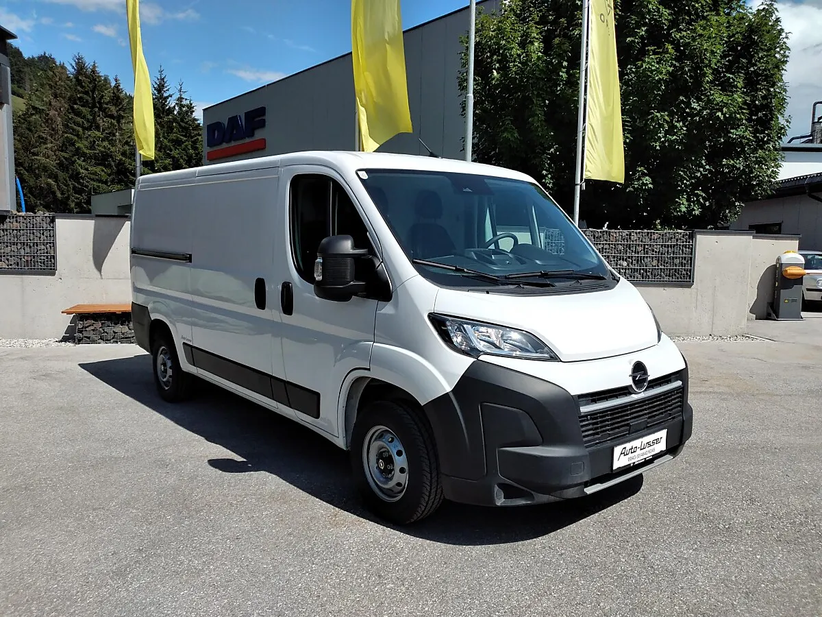 Opel Movano