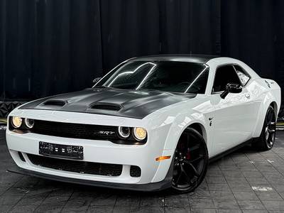 Dodge Challenger 5.7 Mega Optik / Brutaler Sound