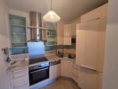 Hochwertig eingerichtete Wohnung in der Wienerberg City mit französischem Balkon – Bild 2