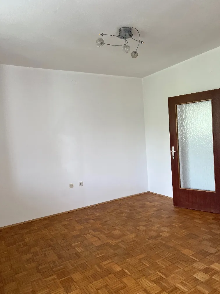 Ruhige, schöne 2-Zimmerwohnung in perfekter Lage mit TG-Platz in Graz St. Peter; Mass-Mensch-Siedlung - Ansicht 2
