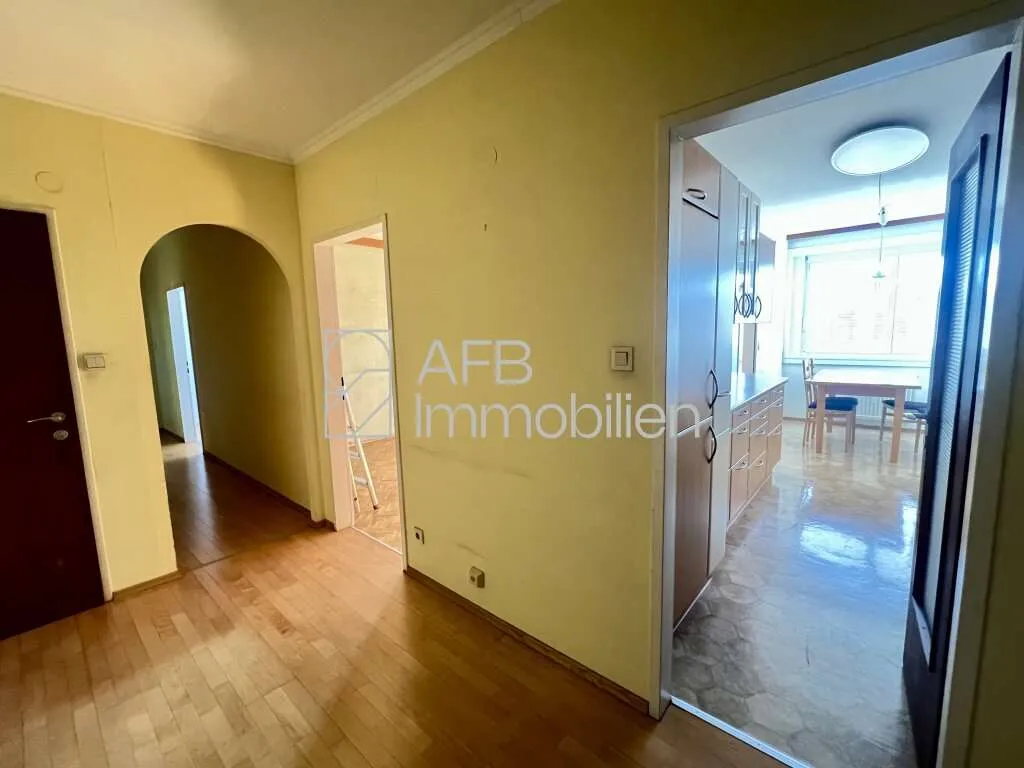 3,5-Zimmer-Wohnung mit Loggia in Graz-St.Peter, Nähe TU-Inffeldgasse - Ansicht 3