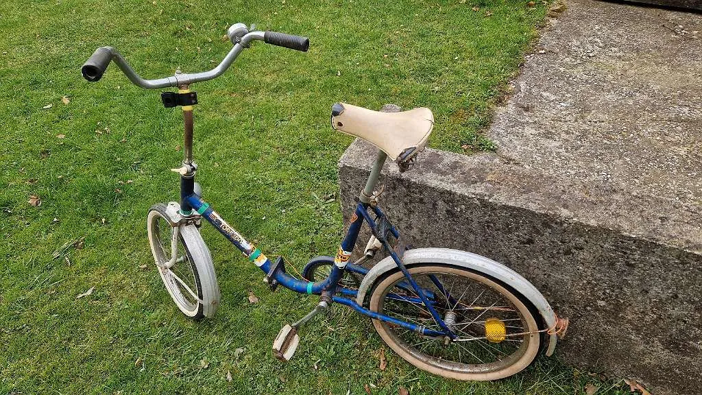 bulls street cx e-trekkingrad test Electric bike refurbished Color:Black Edge Gold this eSUV tackles potholes Posters Best of Montiggl ✔️