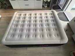 Luftbett Ergomaxx, 140x200 cm, selbstaufblasend mit elektrischer Pumpe, € 30,- (1220 Wien)