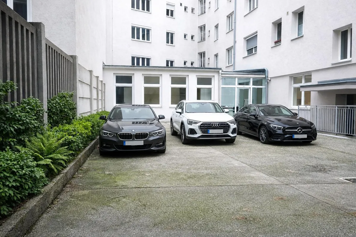 "Neuer Preis" 1050 WIEN: GESCHÄFTSLOKAL MIT EINER NUTZFLÄCHE VON ca. 380m², UND EIGENER EINFAHRT ZU EINEM GERÄUMIGEN INNENHOF - Ansicht 2