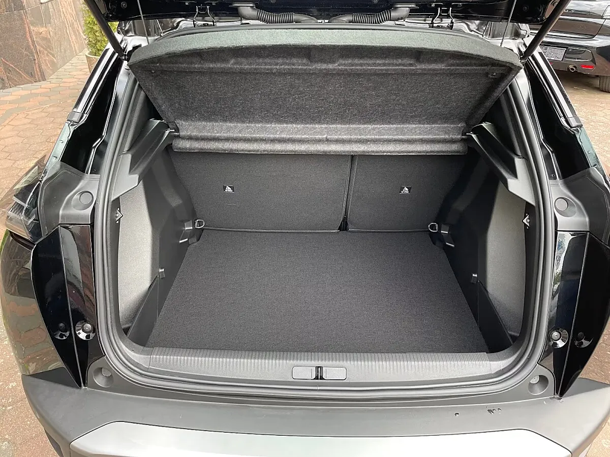 Peugeot 2008 1.2 PureTech 100 PS – Bild 10