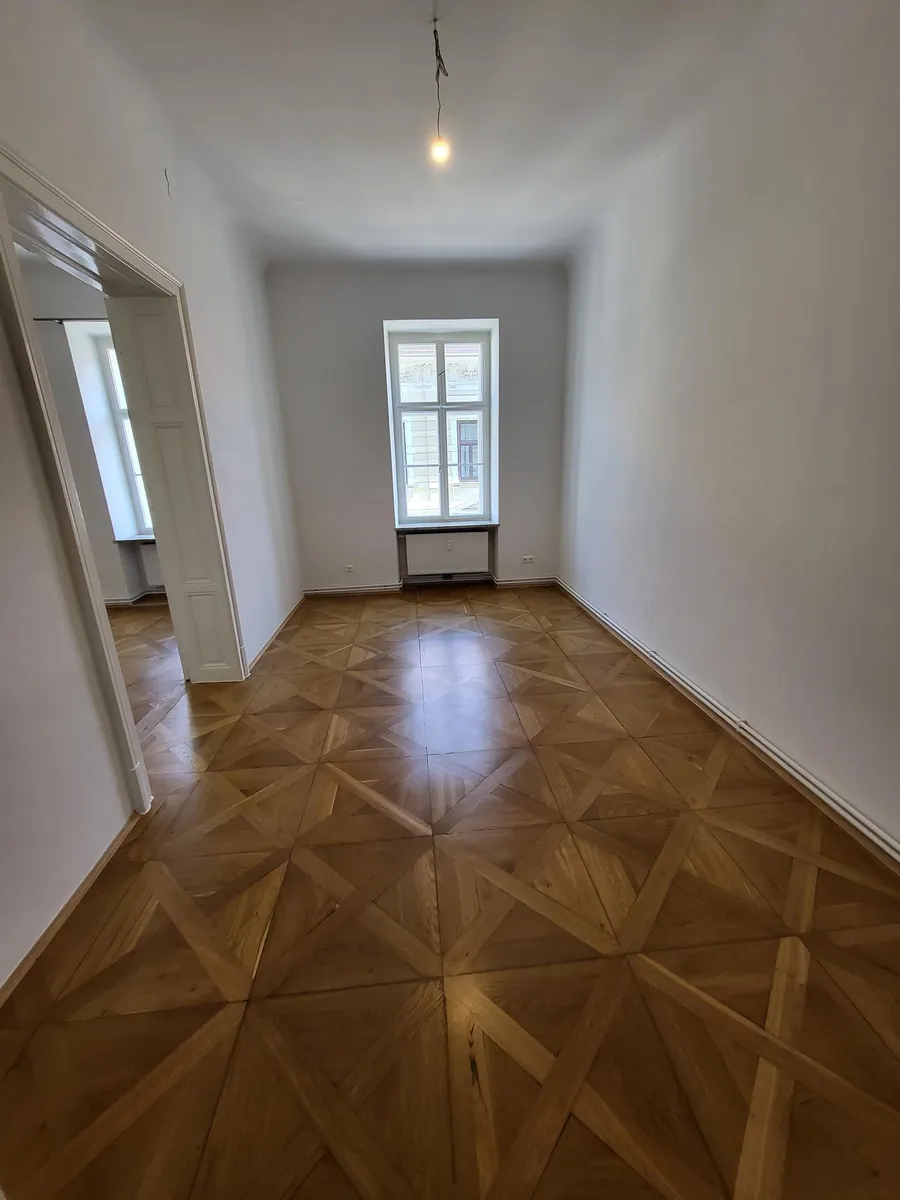Schöne Altbauwohnung im Herz-Jesu-Viertel - Widok 3