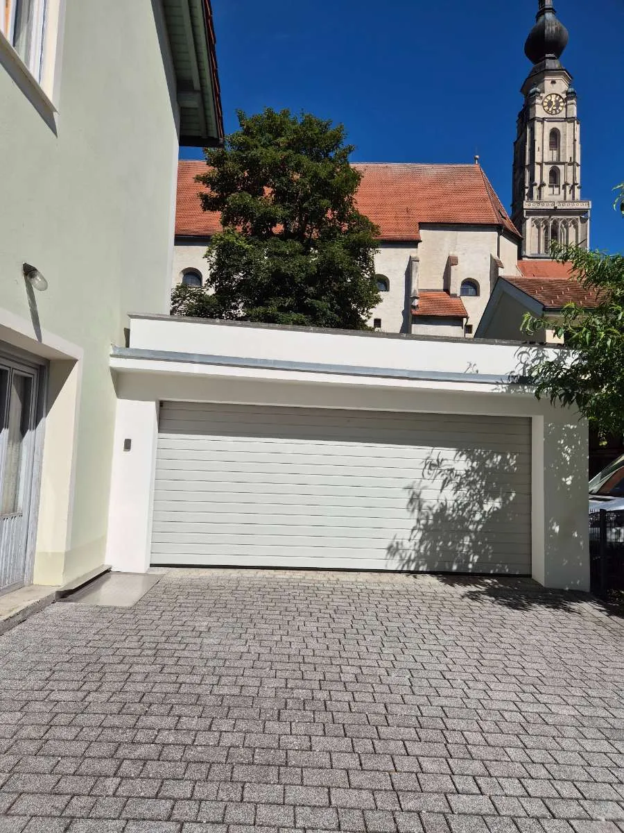 Charmantes Stadthaus mit Traumgarten in sehr ruhiger zentraler Lage PRIVATVERKAUF - Widok 3