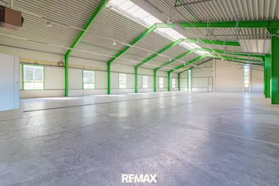 Gewerbeimmobilie mieten in Kirchdorf an der Krems – 985 m², € 5.600 – Bild 4 von 11