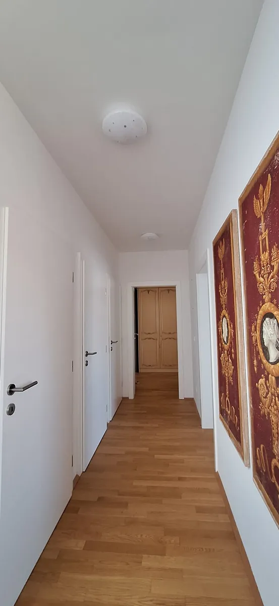Hochwertiges Reihenhaus - modern-hell-neuwertig, schlüsselfertig, ohne Makler, familienfreundlich - Widok 2