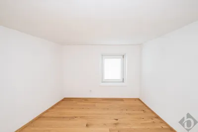 5-Zimmer-Wohnung mieten in Salzburg-Umgebung – 140 m², € 2.500 – Bild 3 von 11