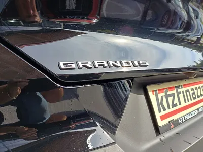 Mitsubishi Grandis Invite 1,3 l DI-T MHEV Bild 4