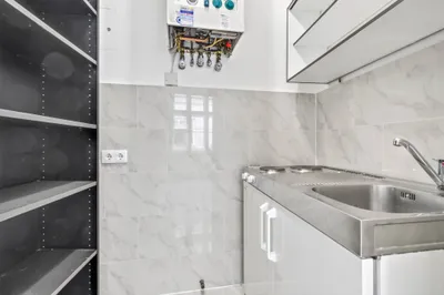 5-Zimmer-Gewerbeimmobilie mieten in Wien – 140 m², € 2.948 – Bild 17 von 21