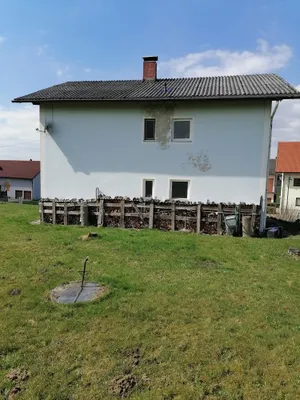 10-Zimmer-Gewerbeimmobilie kaufen in Grieskirchen – 310 m², € 190.000 – Bild 2 von 8
