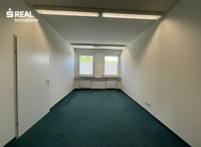 4-Zimmer-Gewerbeimmobilie mieten in Salzburg-Umgebung – 114 m², € 1.390 – Bild 5 von 9