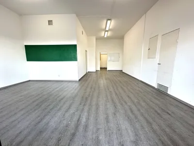 2-Zimmer-Gewerbeimmobilie mieten in Wien – 77 m², € 22