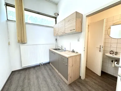 2-Zimmer-Gewerbeimmobilie mieten in Wien – 77 m², € 22 – Bild 3 von 5