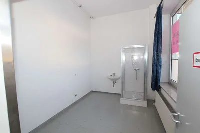 10-Zimmer-Gewerbeimmobilie mieten in Klagenfurt Land – 220 m², € 1.590 – Bild 6 von 9