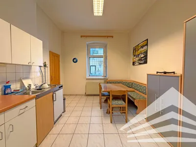 3-Zimmer-Gewerbeimmobilie mieten in Linz – 128 m², € 1.666 – Bild 9 von 11
