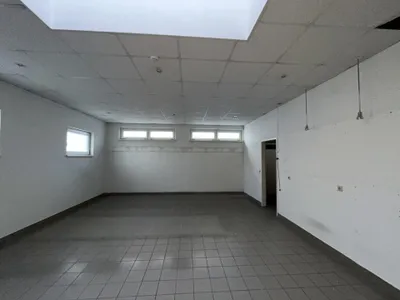 Gewerbeimmobilie mieten in Mödling – 1 200 m², € 9.120 – Bild 1 von 12