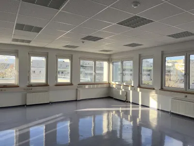 Gewerbeimmobilie mieten in Mödling – 1 200 m², € 9.120 – Bild 4 von 12