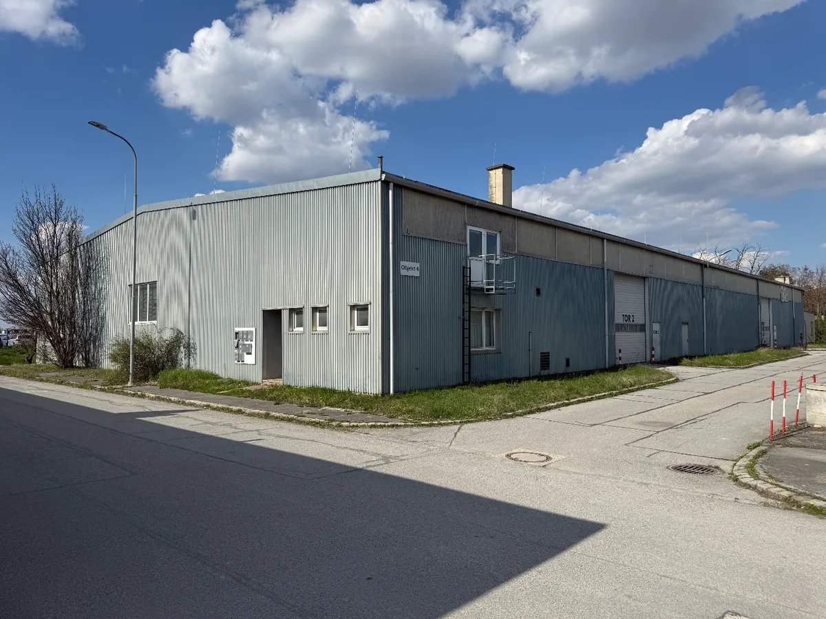 1.800 m² Halle + 265 m² Büro in Groß-Enzersdorf, 3 km von Wien entfernt – pohled 3