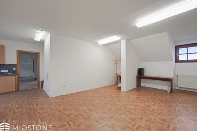 3-Zimmer-Gewerbeimmobilie mieten in Horn – 127 m², € 747 – Bild 10 von 13