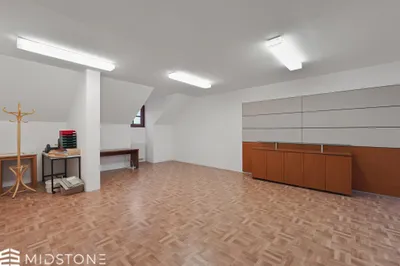 3-Zimmer-Gewerbeimmobilie mieten in Horn – 127 m², € 747 – Bild 9 von 13