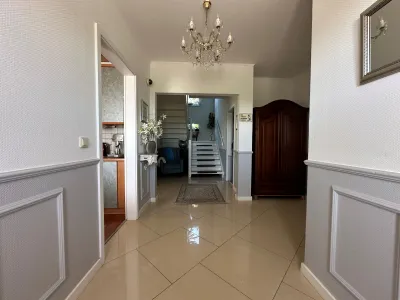 6-Zimmer-Haus kaufen in Baden – 163 m², € 598.000 – Bild 2 von 22