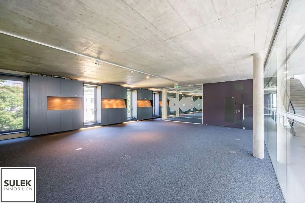 Modernes Bürogebäude - mehrere Räumlichkeiten - rd. 250m² - gute öffentliche Anbindung - ab sofort - Ansicht 2