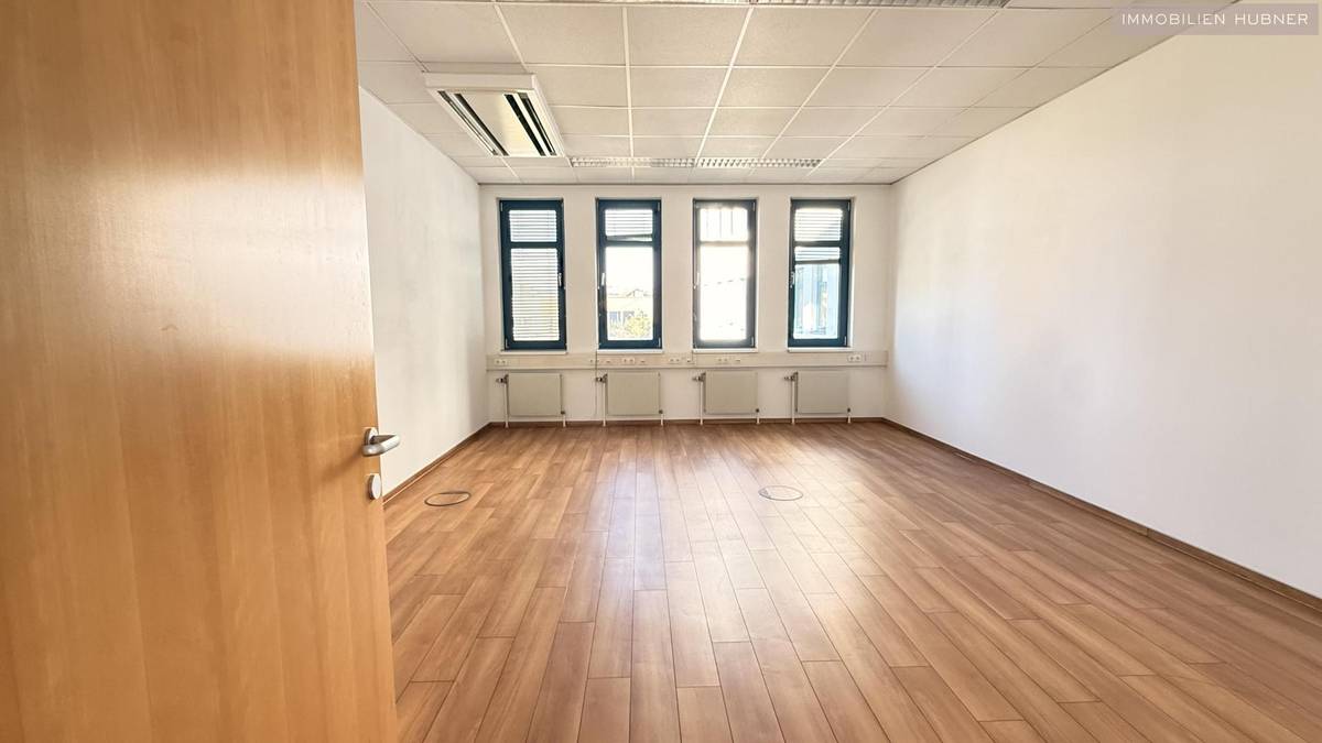 Top-Büro mit Garage in bester Lage und unmittelbarer U3-Nähe - Ansicht 2
