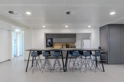 Gewerbeimmobilie mieten in Wien – 1 200 m² – Bild 13 von 14