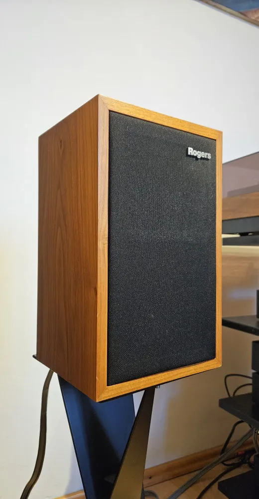 Used Rogers LS3/5A Bookshelf speakers for Sale | HifiShark.com