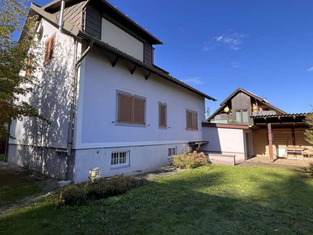 Ruhig gelegenes Ein-Zweifamilienwohnhaus mit großem Garten zu verkaufen! - Ansicht 2