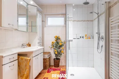 5-Zimmer-Haus kaufen in Steyr-Land – 158 m², € 444.000 – Bild 11 von 12