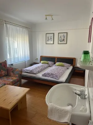 7-Zimmer-Gewerbeimmobilie mieten in Voitsberg – 850 m², € 2.000 – Bild 18 von 22