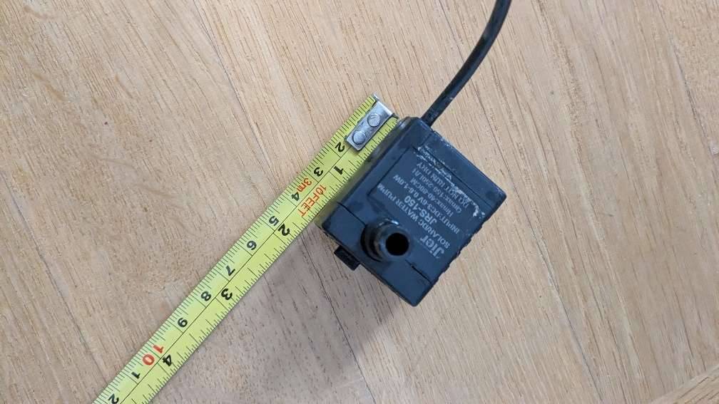 Aquarium Pumpe klein,  0,- (1070 Wien) - willhaben