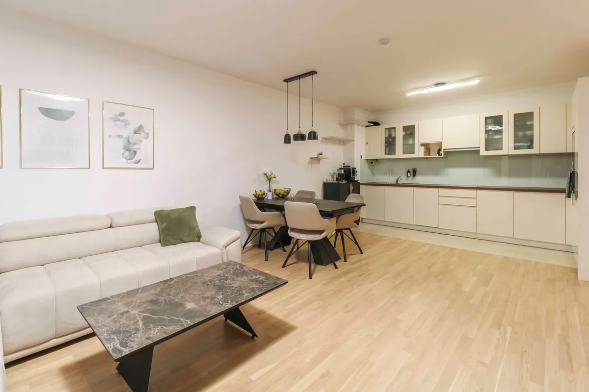 Helle moderne 3-Zimmer-Wohnung mit Loggia im 22. Gemeindebezirk, Wien