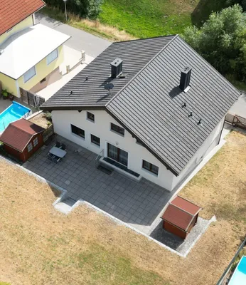 6-Zimmer-Gewerbeimmobilie kaufen in Wiener Neustadt Land – 205 m², € 489.000 – Bild 1 von 7