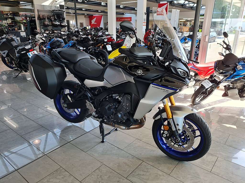 Yamaha Tracer 9 GT + Tourer