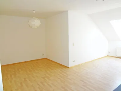 2-Zimmer-Wohnung mieten in Linz Land – 71,4 m², € 846 – Bild 2 von 9