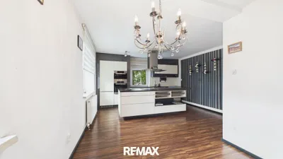 6-Zimmer-Gewerbeimmobilie kaufen in Linz Land – 207 m², € 598.000 – Bild 7 von 24