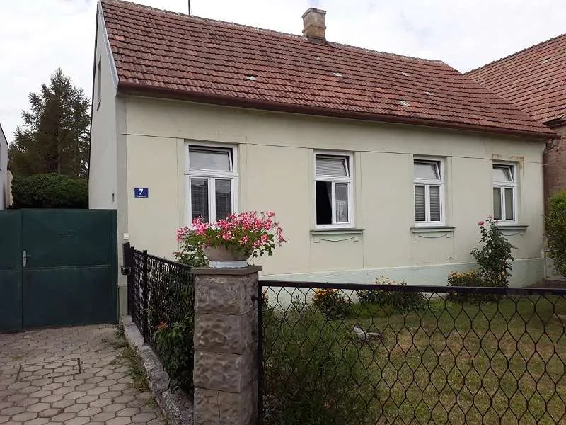 Haus – Hautzendorf - Ansicht 2