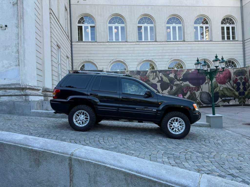 Jeep Grand Cherokee 2,7 CRD SUV / Geländewagen