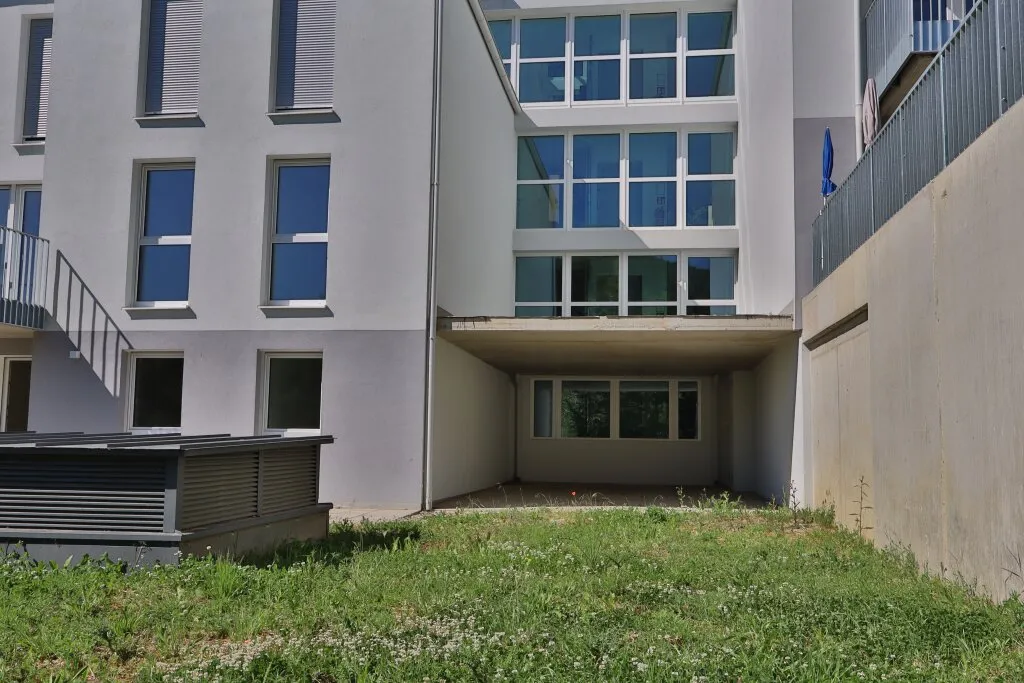 Moderne 3-Zi Gartenwohnung Erstbezug 75,15 m² in Senftenberg - Komfort & Stil! - Ansicht 2
