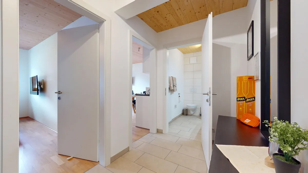 INVESTMENT - Kleine aber feine 2-Zimmer-Balkonwohnung in ruhiger und idyllischer Lage in Goldegg – pohled 2